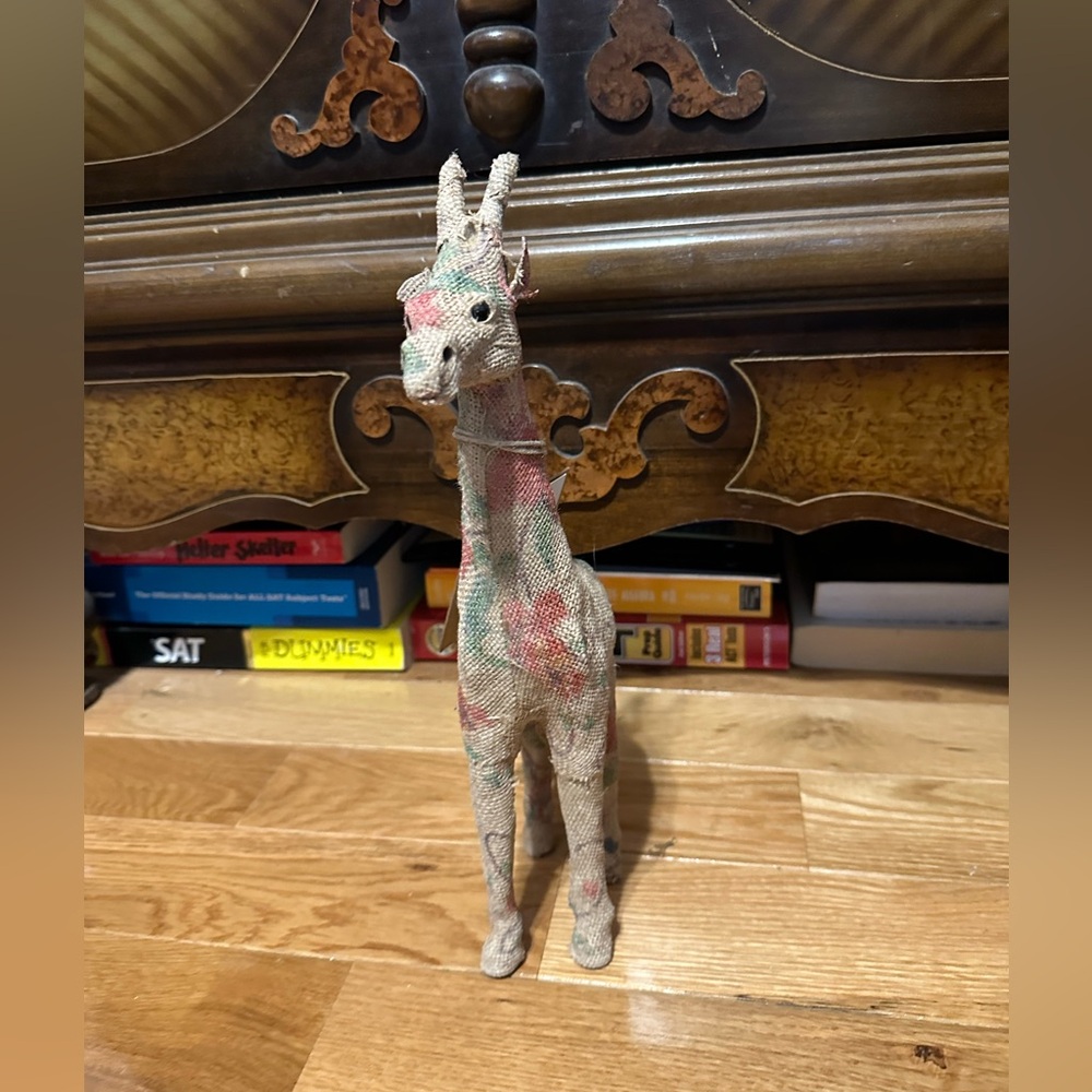 Handmade in India giraffe - Picture 3 of 10